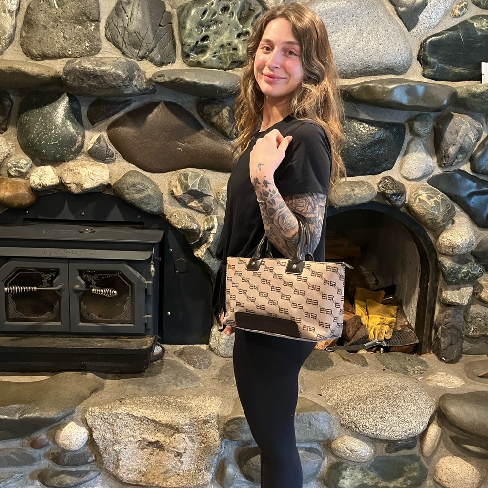 Balenciaga brown logo Tote Bag with COA - Picture 6 of 8